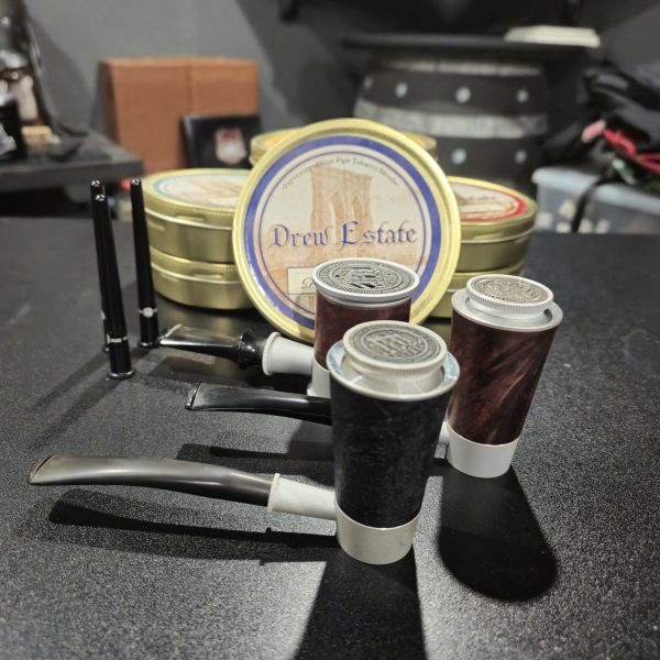 Drew Estate Tsuge Pipe and Tobacco